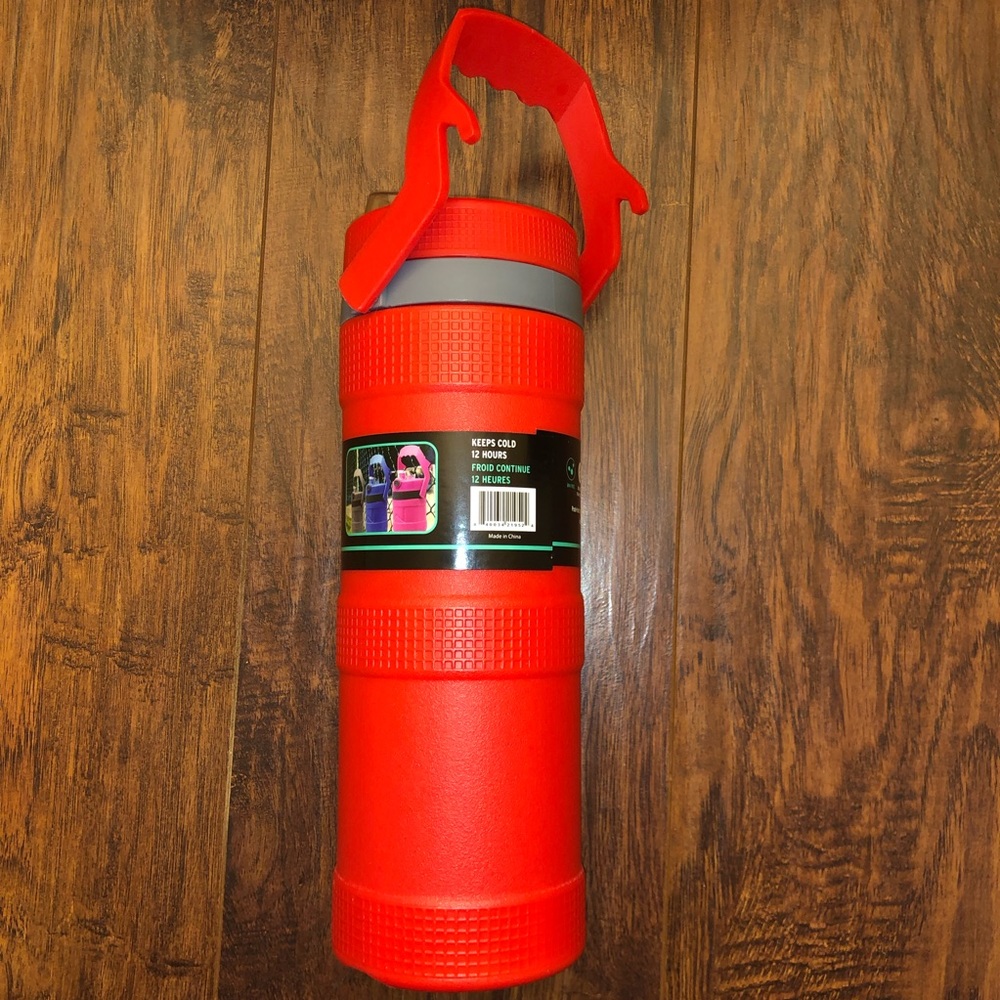 Flash sale NEW wellness Foam insulated water bottle with carry handle 32oz
